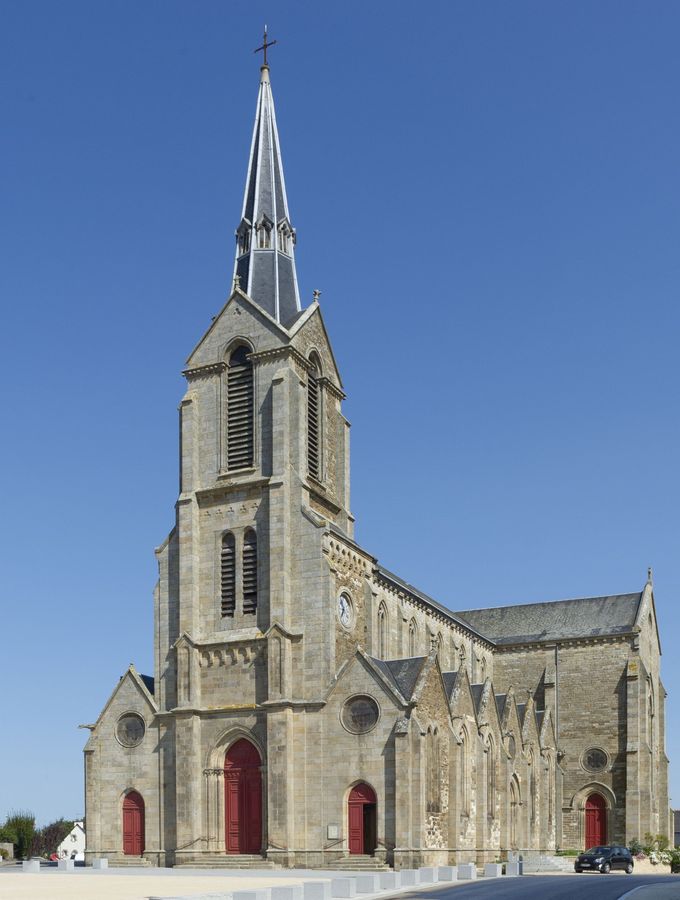 Eglise Saint-Pierre-et-Saint-Paul de Ploubalay Paroisse de Ploubalay